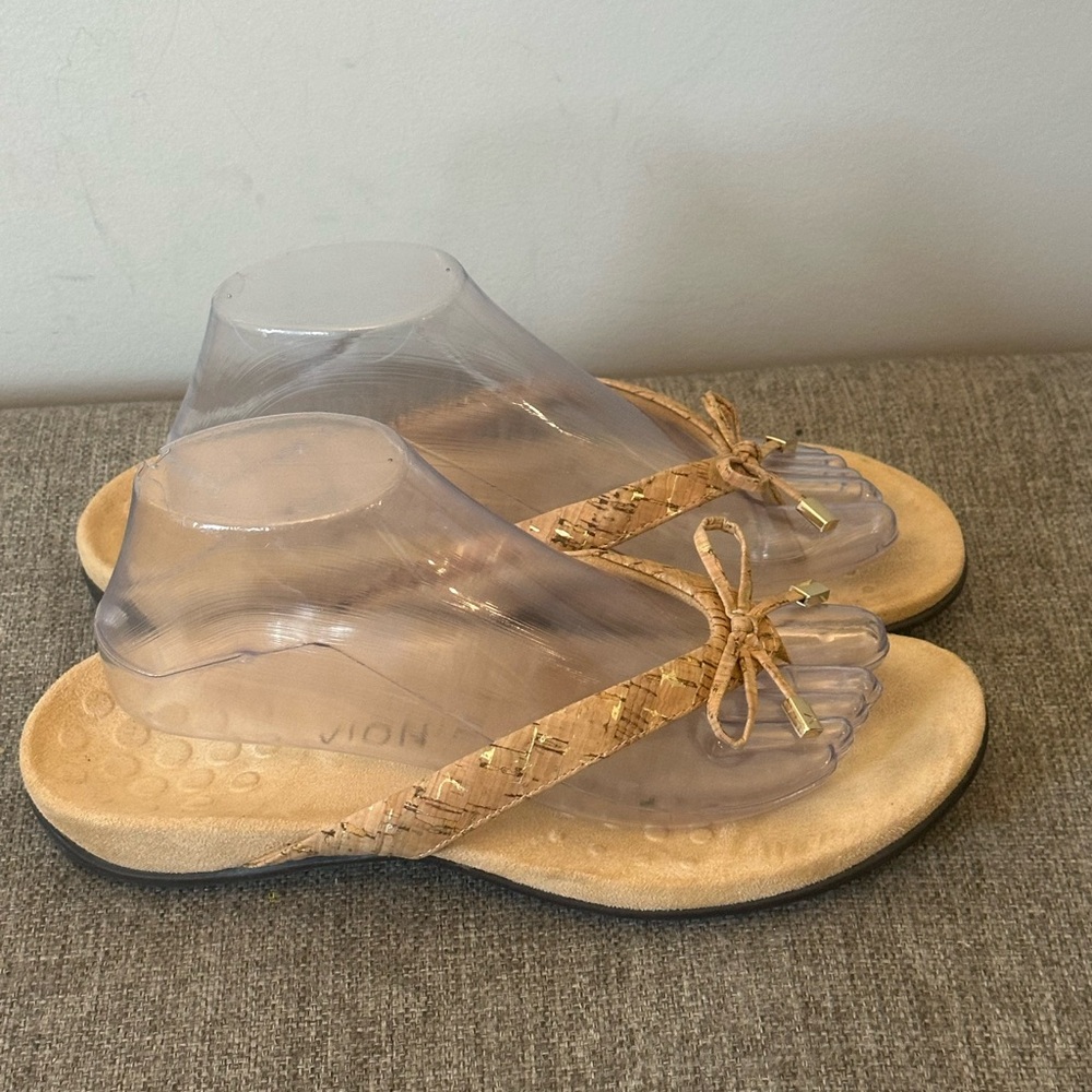 Vionic Bella Tan Slip On Sandals Bow Size 9
